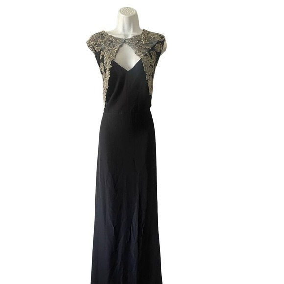 Tadashi Shoji Dresses & Skirts - New Tadashi Lace Dress